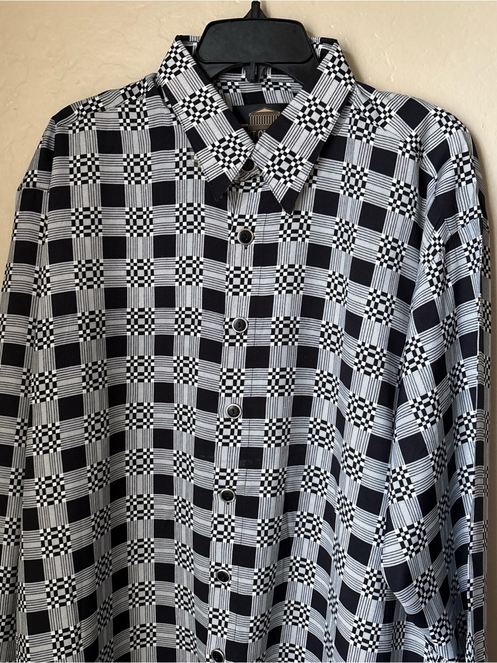Black and White Geometric Plaid Button-Up Shirt